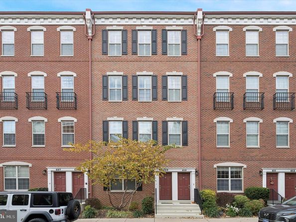 610 Captains Way, Philadelphia PA 19146