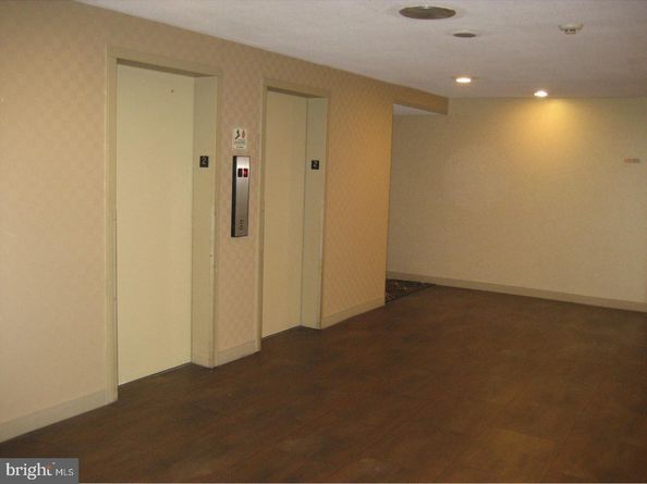 100 West Avenue 218S, Jenkintown PA 19046