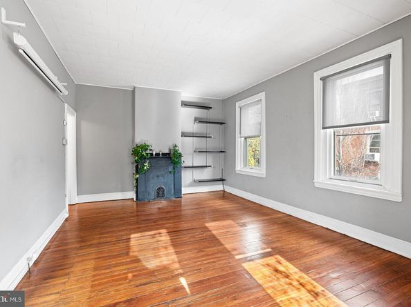 846 N Lecount Street, Philadelphia PA 19130