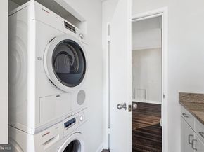 1800 Old Meadow Road 302, Mclean VA 22102