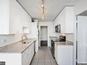 1800 Old Meadow Road 302, Mclean VA 22102