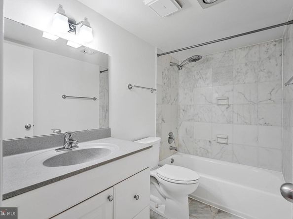 1800 Old Meadow Road 302, Mclean VA 22102