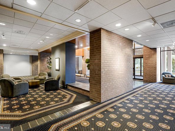 1800 Old Meadow Road 302, Mclean VA 22102