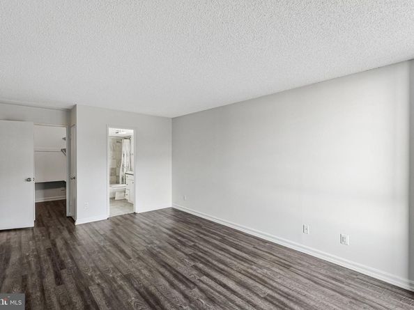 1800 Old Meadow Road 302, Mclean VA 22102