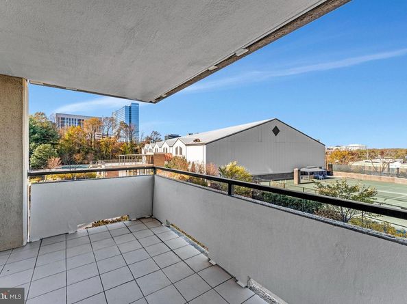 1800 Old Meadow Road 302, Mclean VA 22102