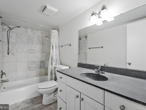 1800 Old Meadow Road 302, Mclean VA 22102