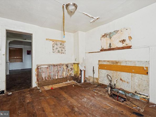 1853 W Juniata Street, Philadelphia PA 19140