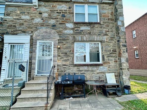 1526 Devereaux Avenue, Philadelphia PA 19149