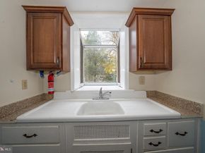 7819 Westview Avenue, Upper Darby PA 19082