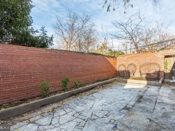 5741 Arch Street, Philadelphia PA 19139