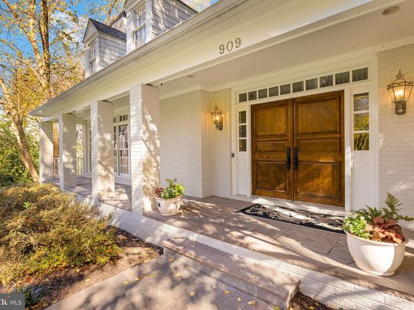 Undisclosed Address #VAFX2282146, Mclean VA 22101