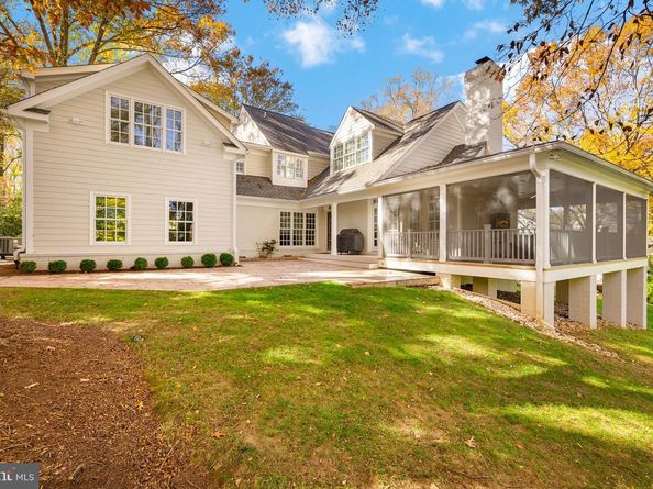 Undisclosed Address #VAFX2282146, Mclean VA 22101