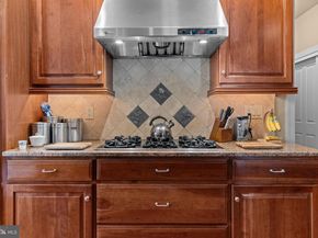 2175 Jefferson Lane, Huntingdon Valley PA 19006