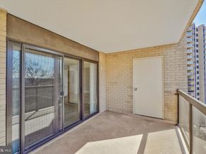 309 Yoakum Parkway 807, Alexandria VA 22304