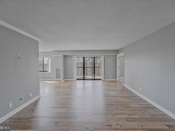 309 Yoakum Parkway 807, Alexandria VA 22304