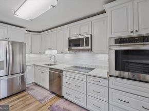 309 Yoakum Parkway 807, Alexandria VA 22304