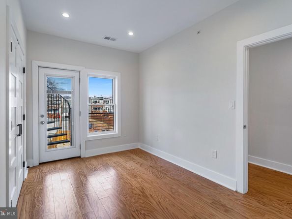 1118 Neal Street NE PH2, Washington DC 20002