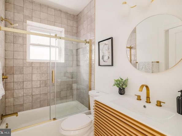 932 French Street NW, Washington DC 20001