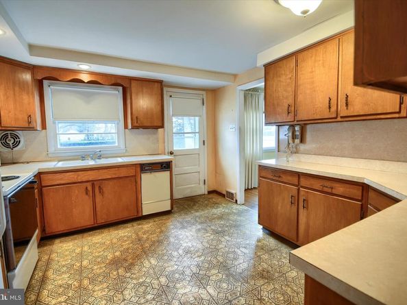 246 Holly Hill Road, Richboro PA 18954