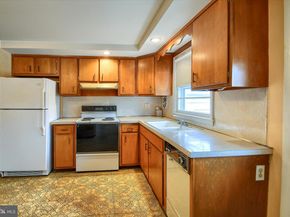 246 Holly Hill Road, Richboro PA 18954