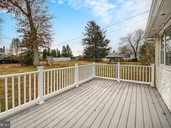 246 Holly Hill Road, Richboro PA 18954