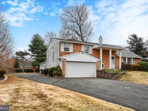 246 Holly Hill Road, Richboro PA 18954