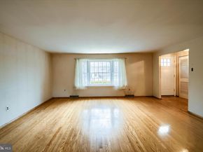 246 Holly Hill Road, Richboro PA 18954