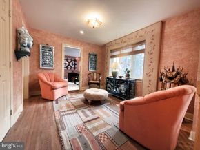 12 Chalous Lane, Villanova PA 19085