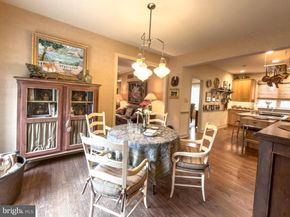 12 Chalous Lane, Villanova PA 19085