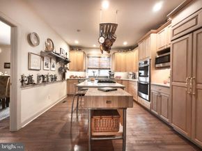 12 Chalous Lane, Villanova PA 19085