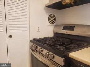 7336 Lee Highway 203, Falls Church VA 22046