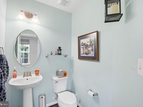 2538 Baldwin Crescent NE, Washington DC 20018