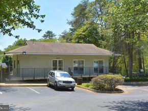 8332 Glastonbury Court, Annandale VA 22003