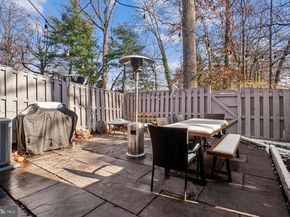 8332 Glastonbury Court, Annandale VA 22003