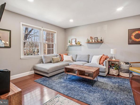 8332 Glastonbury Court, Annandale VA 22003