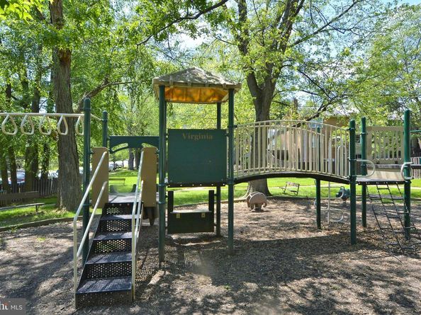 8332 Glastonbury Court, Annandale VA 22003