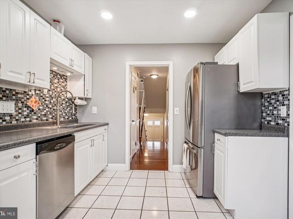 8332 Glastonbury Court, Annandale VA 22003