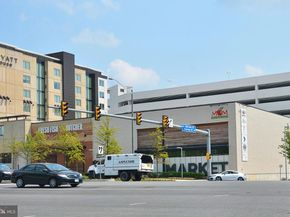 8332 Glastonbury Court, Annandale VA 22003