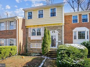 8332 Glastonbury Court, Annandale VA 22003