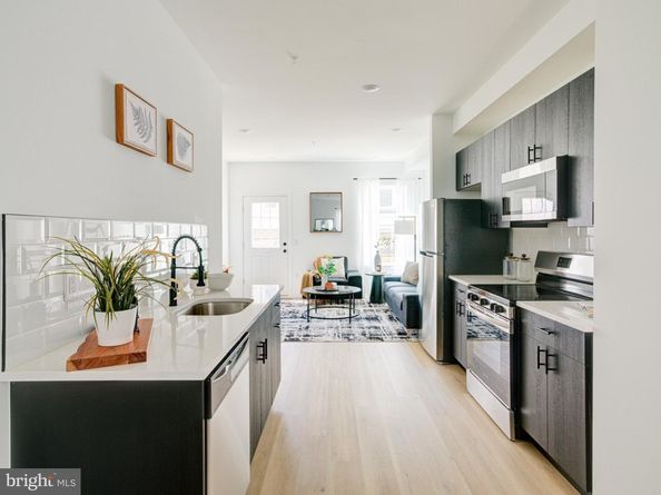 1327 S Dover Street, Philadelphia PA 19146