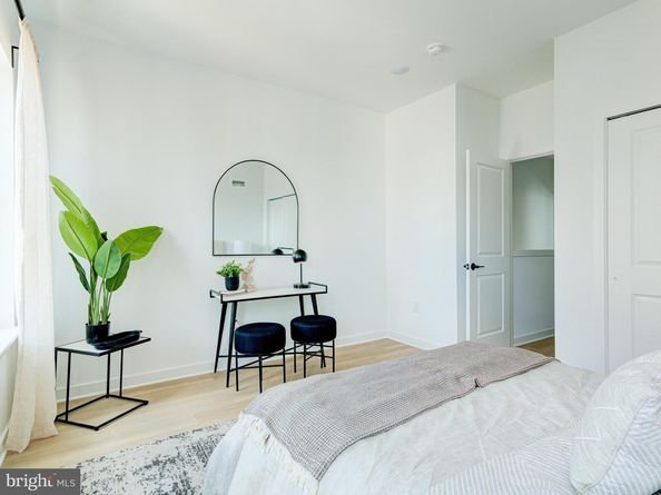 1327 S Dover Street, Philadelphia PA 19146