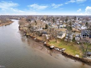 311 Neshaminy Road, Croydon PA 19021