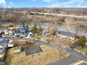 311 Neshaminy Road, Croydon PA 19021