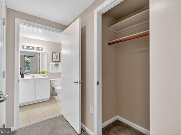 355 I Street SW 121, Washington DC 20024