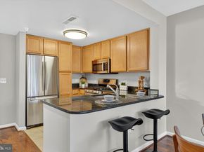 355 I Street SW 121, Washington DC 20024