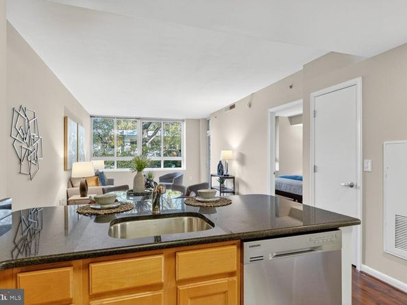 355 I Street SW 121, Washington DC 20024