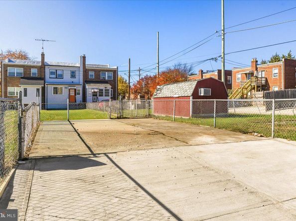 3310 12TH Street SE, Washington DC 20032