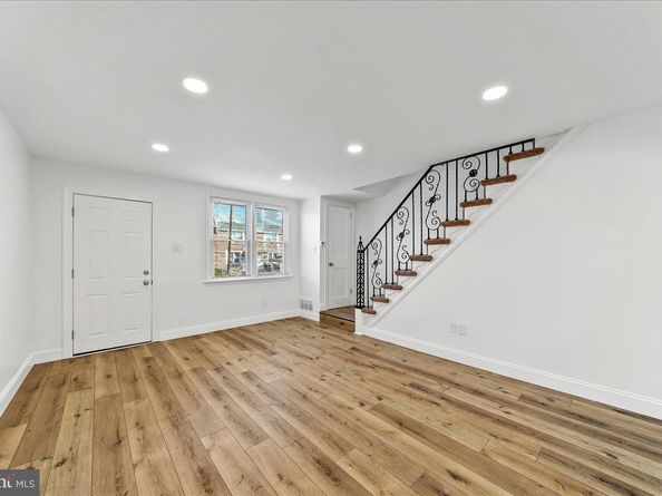 1232 Edgehill Road, Darby PA 19023