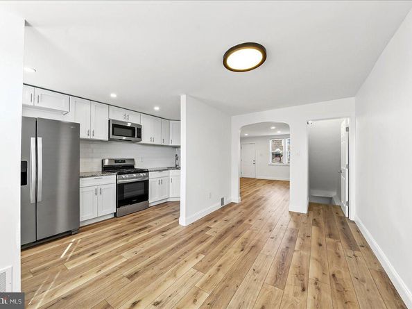 1232 Edgehill Road, Darby PA 19023