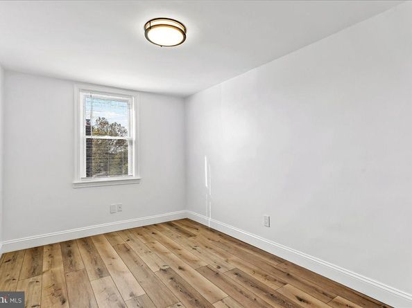 1232 Edgehill Road, Darby PA 19023